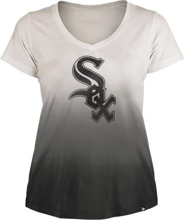 New Era Women's Chicago White Sox Black Dipdye Scoop V-Neck product image