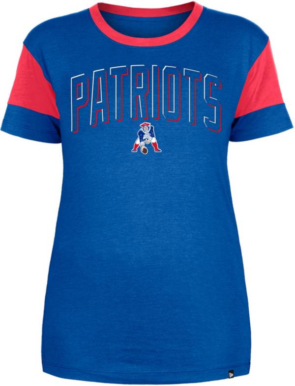 New Era Women's New England Patriots Shield Insert  T-Shirt product image