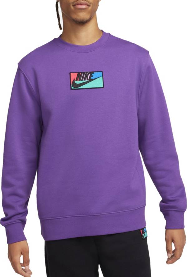 Nike Men's Club Fleece Crewneck Patch Graphic Sweatshirt product image