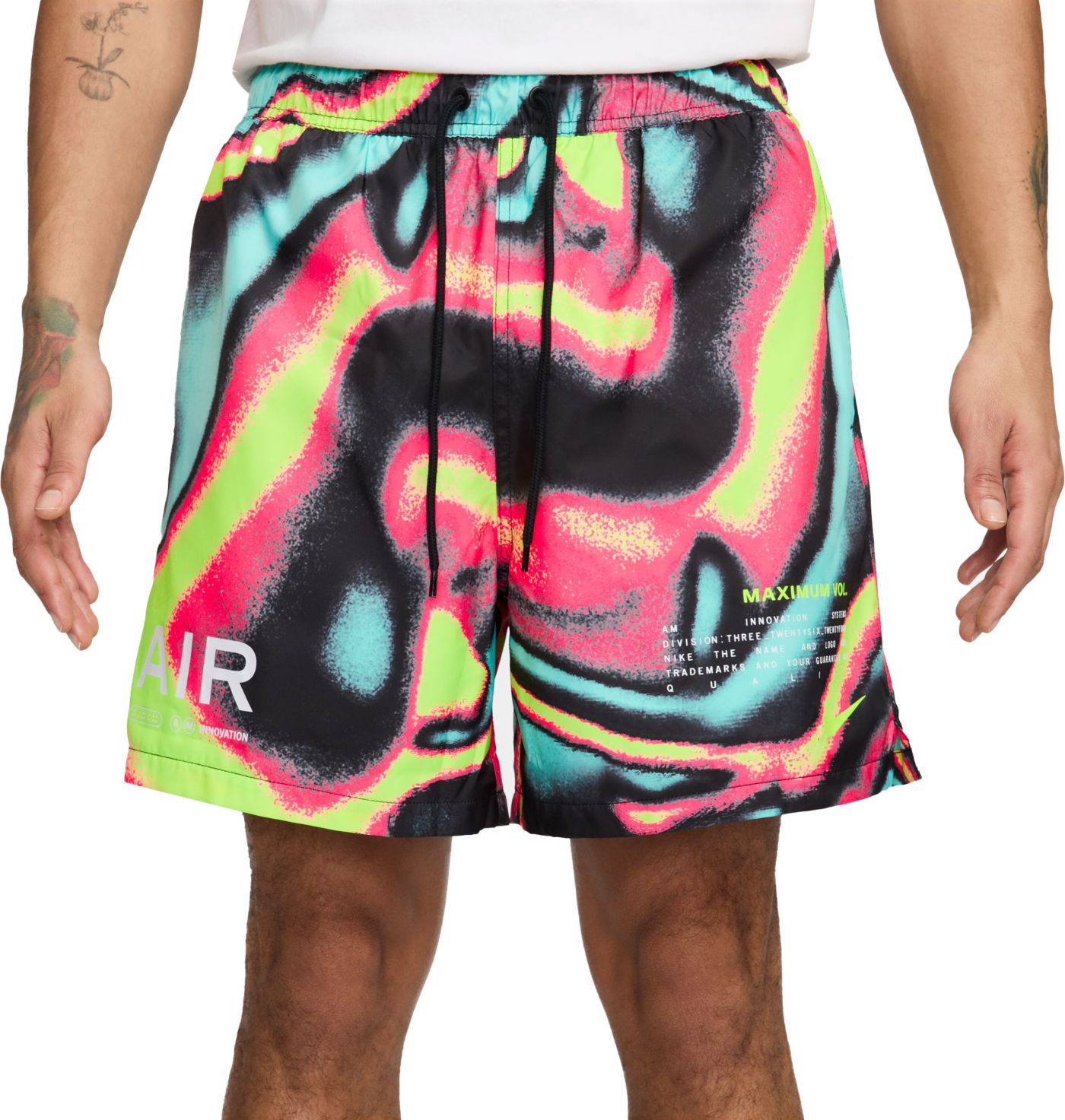 Nike Men s Club Flow Max Volume Shorts