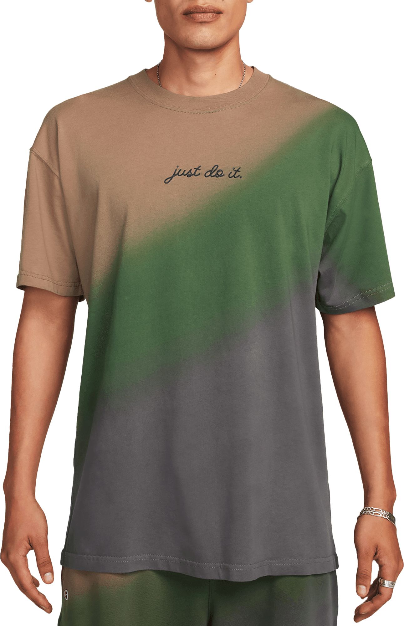Nike Men's Sportswear Club Max90 Game Day Short Sleeve T-Shirt