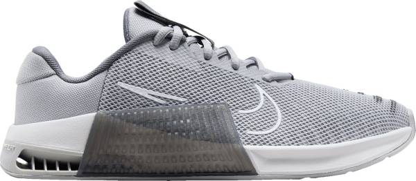 Nike ashin trainers in black cheap