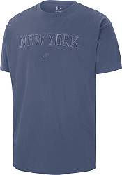 Men's Nike Blue New York Knicks 2021/22 Hardwood Classics Classic Edition Courtside T-Shirt Size: Small