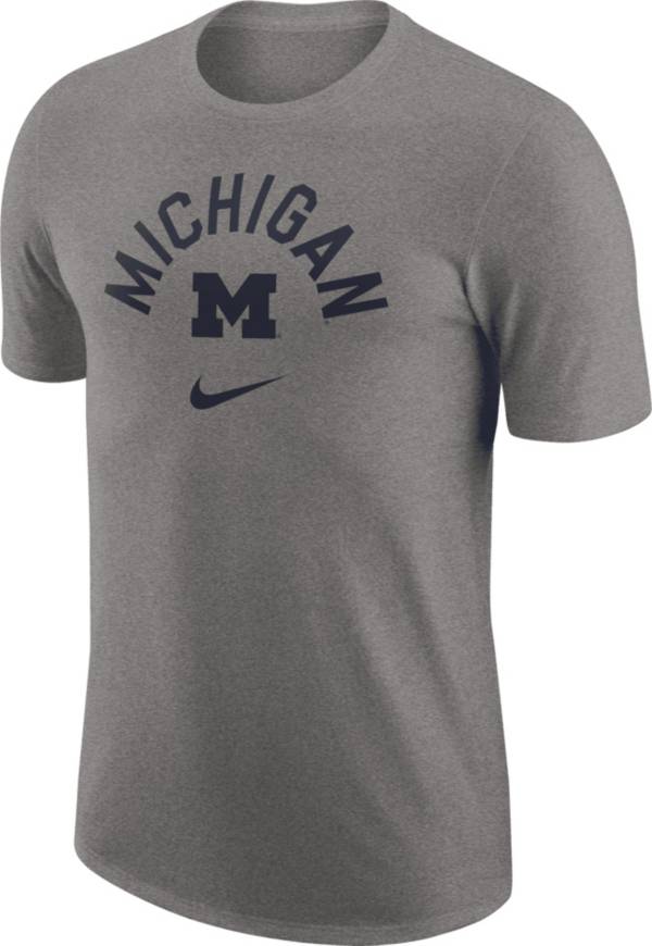 Michigan Football: JJ McCarthy 9, Adult T-Shirt / 2XL - College Football - Sports Fan Gear | BreakingT