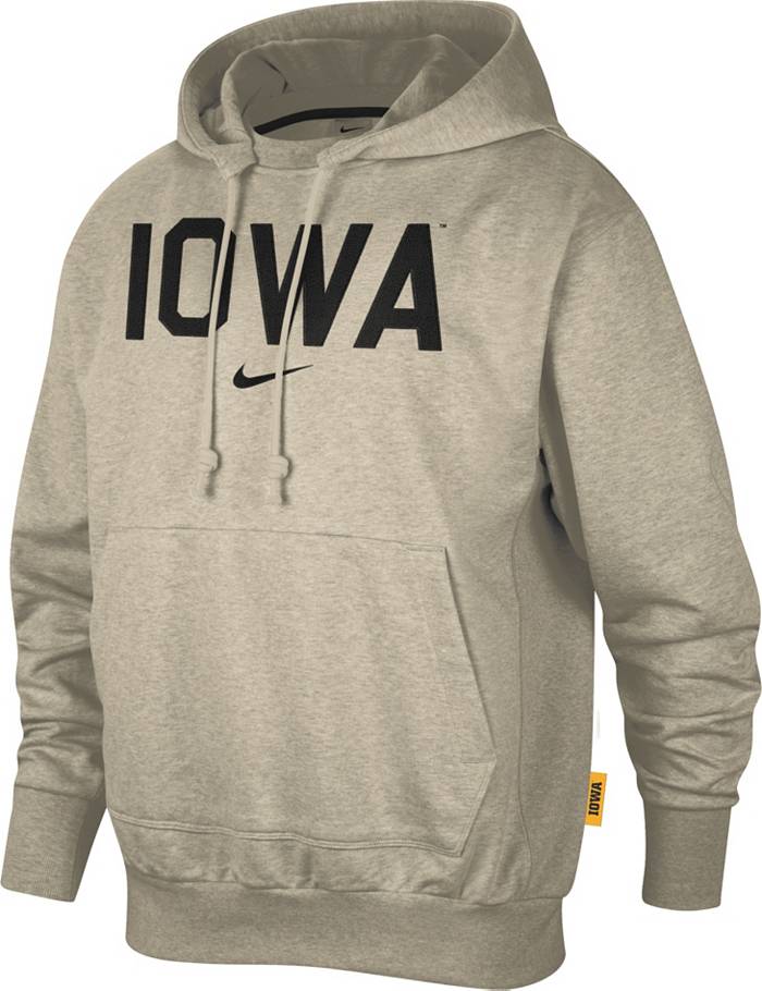 Nike Iowa Hawkeyes Caitlin Clark #22 Basketball Jersey Black T-Shirt, Men's, XXL