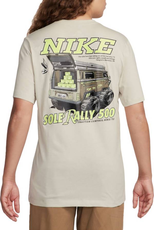 Nike Men's Sportswear Sole Rally Short Sleeve Graphic T-Shirt