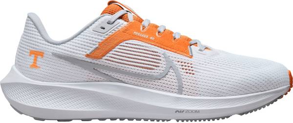 Calzado de running en carretera para hombre Nike Pegasus 40 (Tennessee  State).