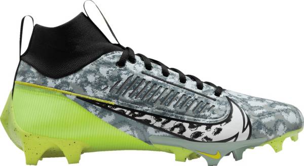 Green and gold nike football cheap cleats