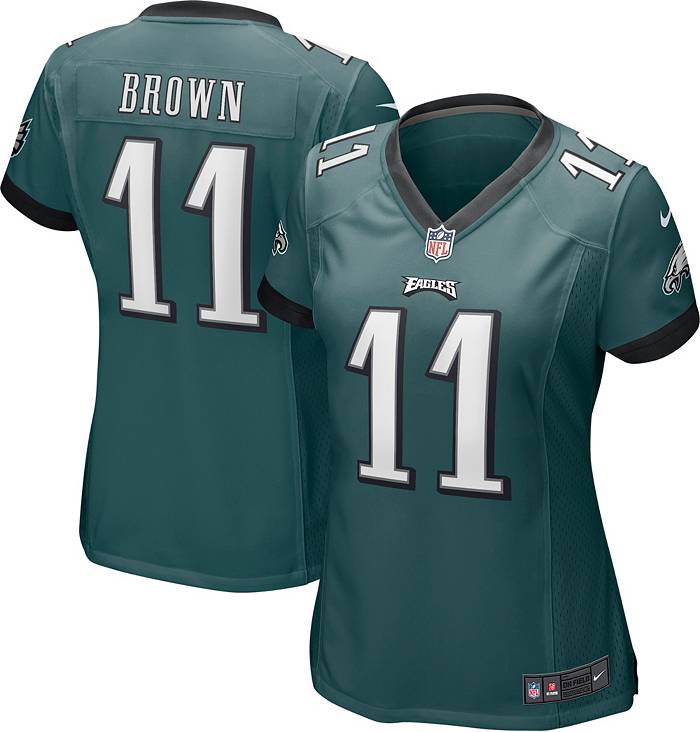 A.J. Brown buys jerseys for every fan in the store at Eagles Pro Shop