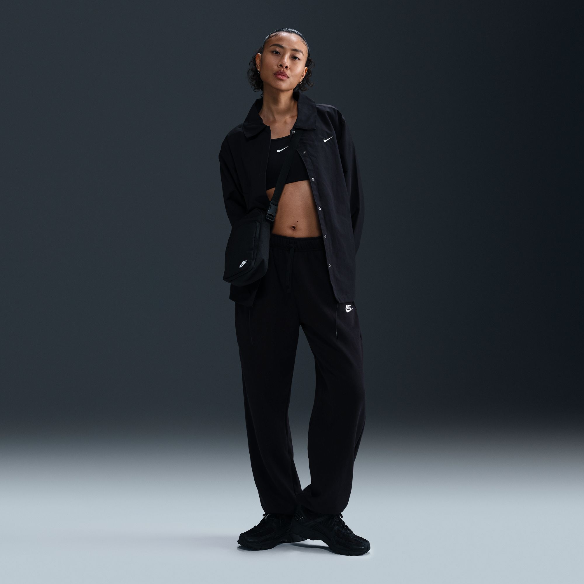 Nike Women's Sportswear Club Fleece Mid-Rise Oversized Sweatpants product image