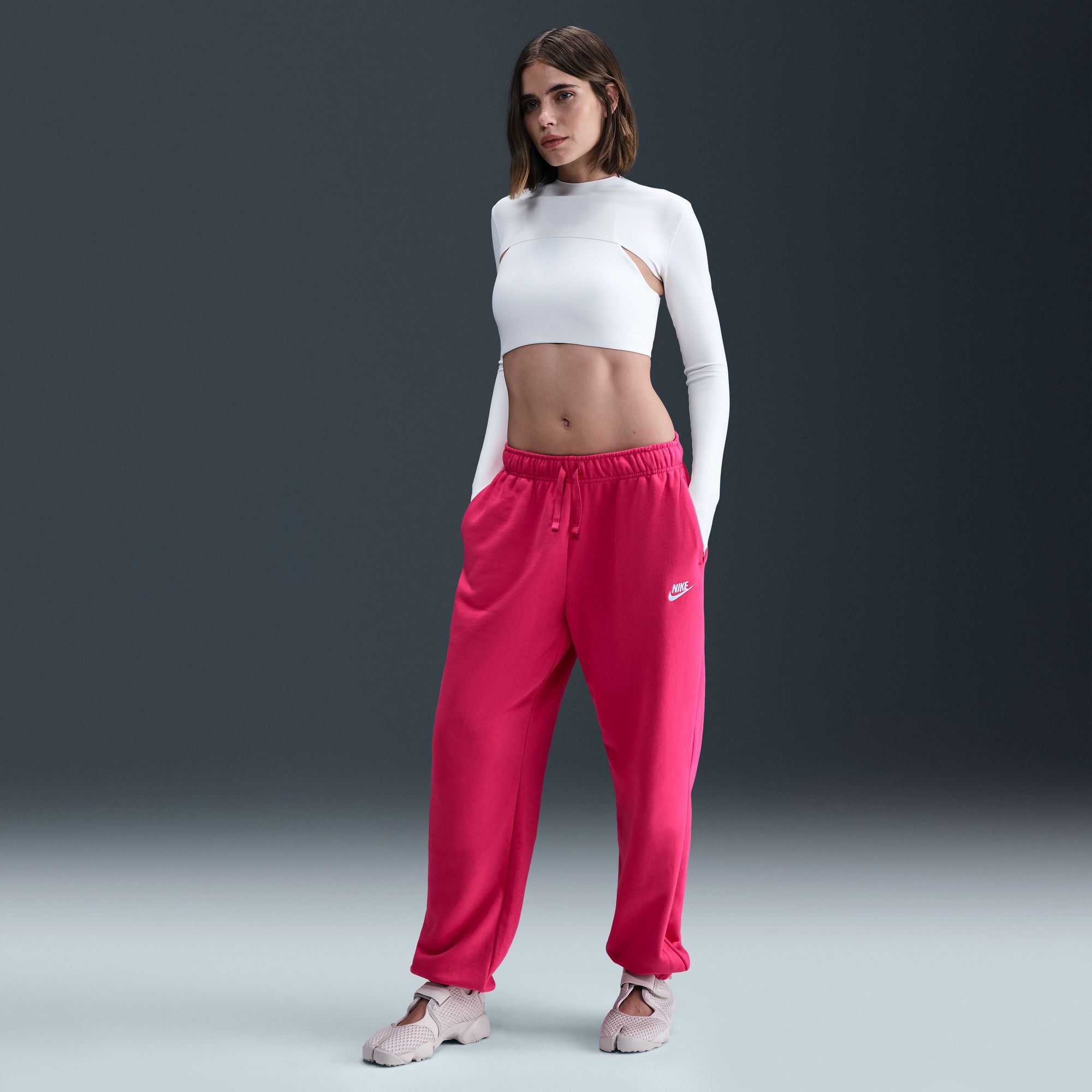 Nike Women's Sportswear Club Fleece Mid-Rise Oversized Sweatpants product image
