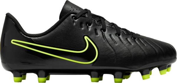 Green nike shop soccer cleats