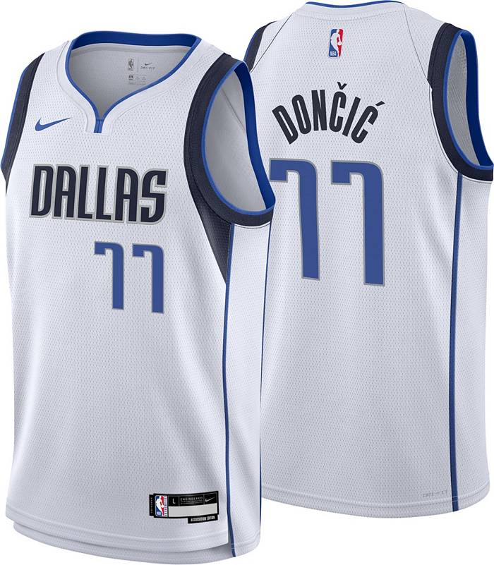 Nike Youth Dallas Mavericks Luka Doncic #77 Blue Cotton T-Shirt, Boys', XL