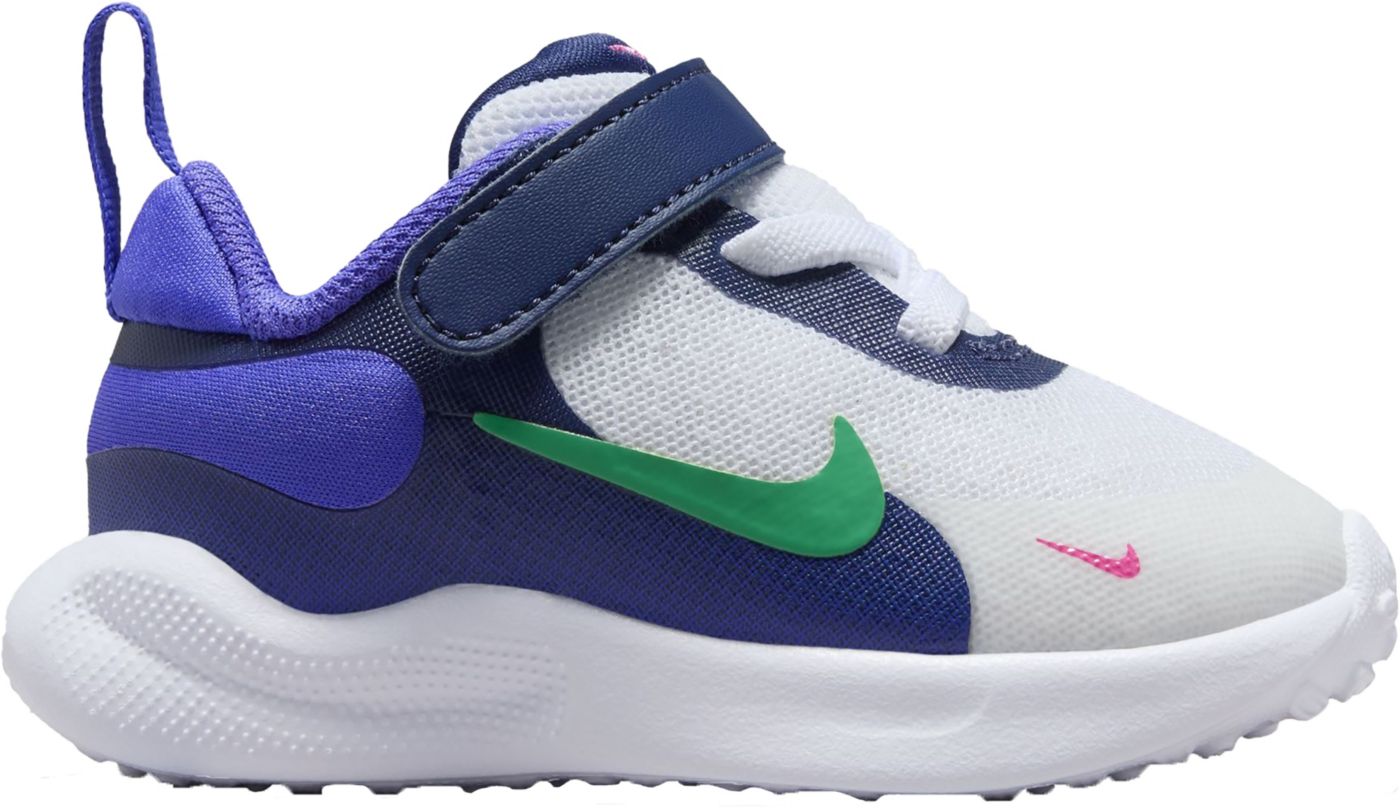 Nike revolution 22 kids hotsell