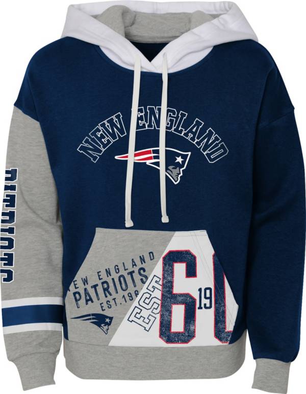 New England Patriots Girls Youth Camo Raglan Pullover Hoodie