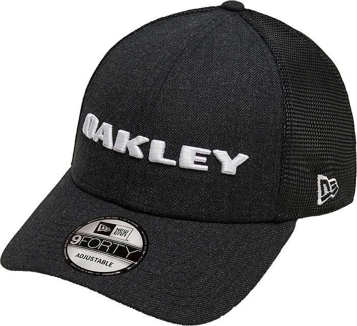 Oakley Gear  Curbside Pickup Available at DICK'S