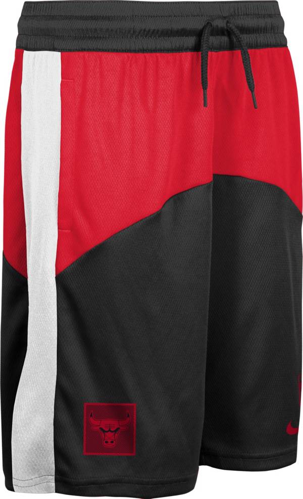 Nike Youth Chicago Bulls Black Starting 5 Shorts, Boys', Medium