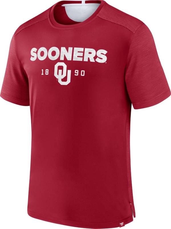 NCAA Men's Oklahoma Sooners Crimson Defender Rush T-Shirt product image
