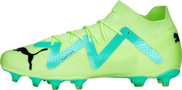 Green puma deals soccer cleats