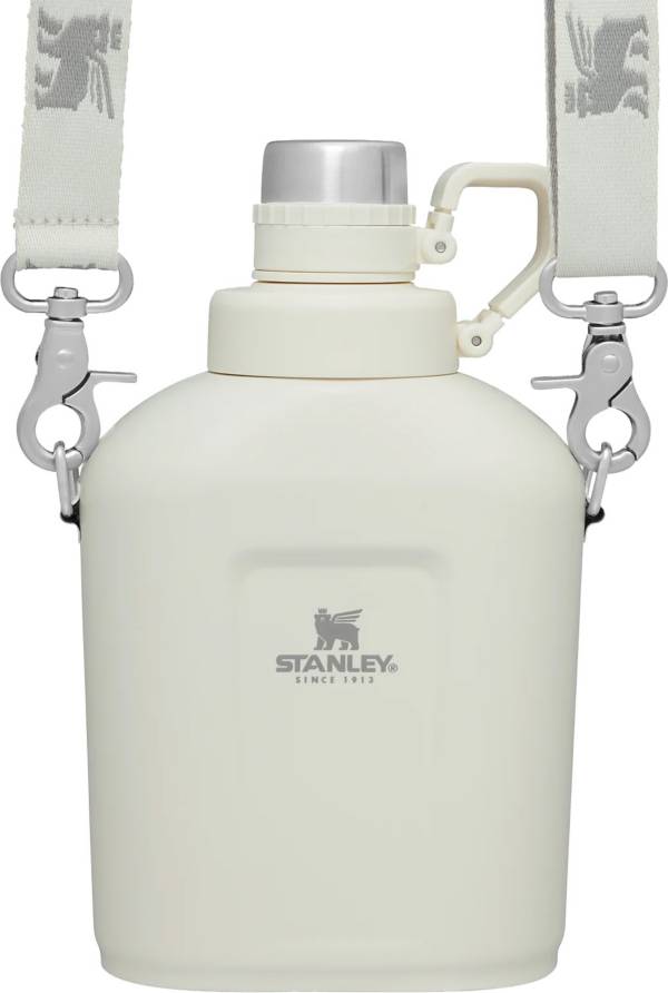  Stanley Legendary Classic Canteen Water Bottle - 1.1