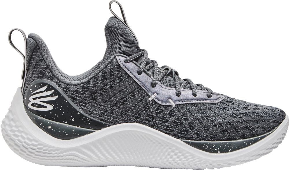 Cut in half: Under Armour Curry Flow 10 Review (2024)