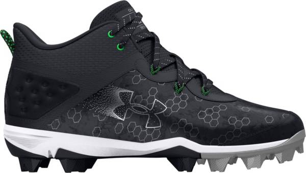 Black and gold store ua highlight cleats