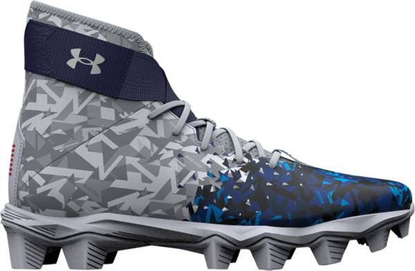 Under armour highlight hot sale football cleats youth