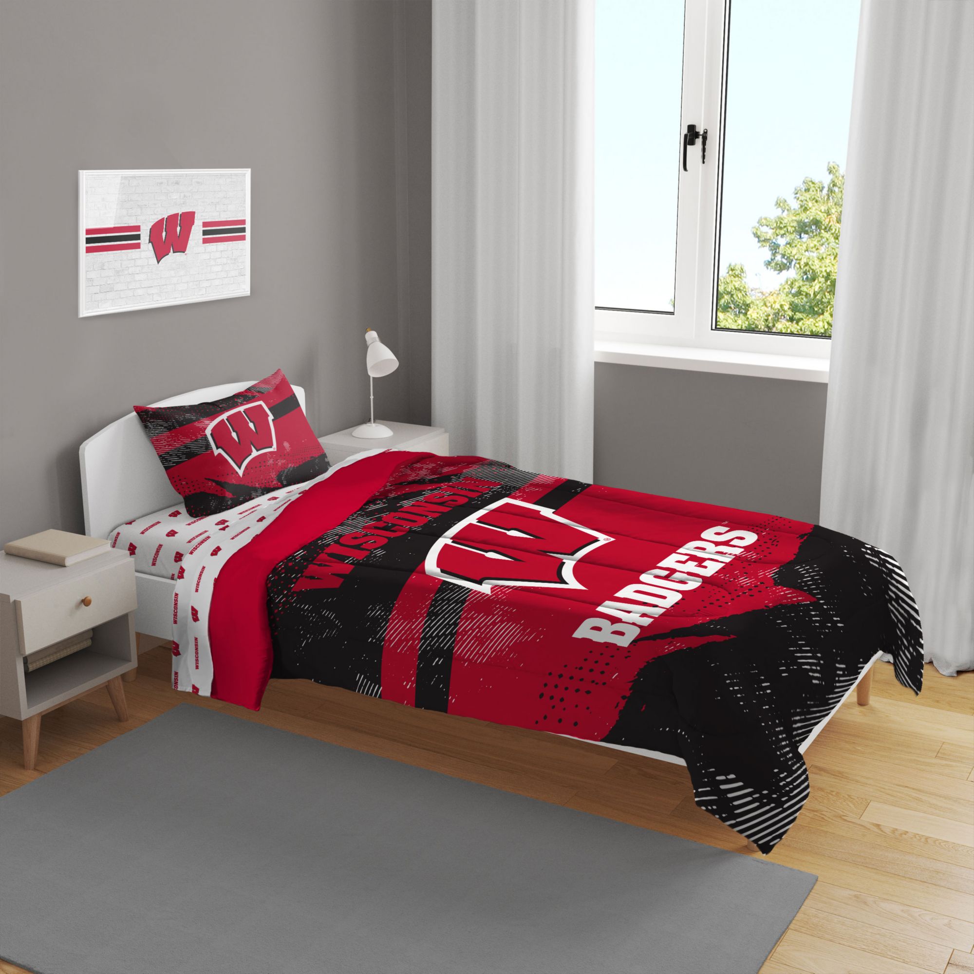 Pegasus Sports Wisconsin Badgers 4-Piece Twin Bedding Set