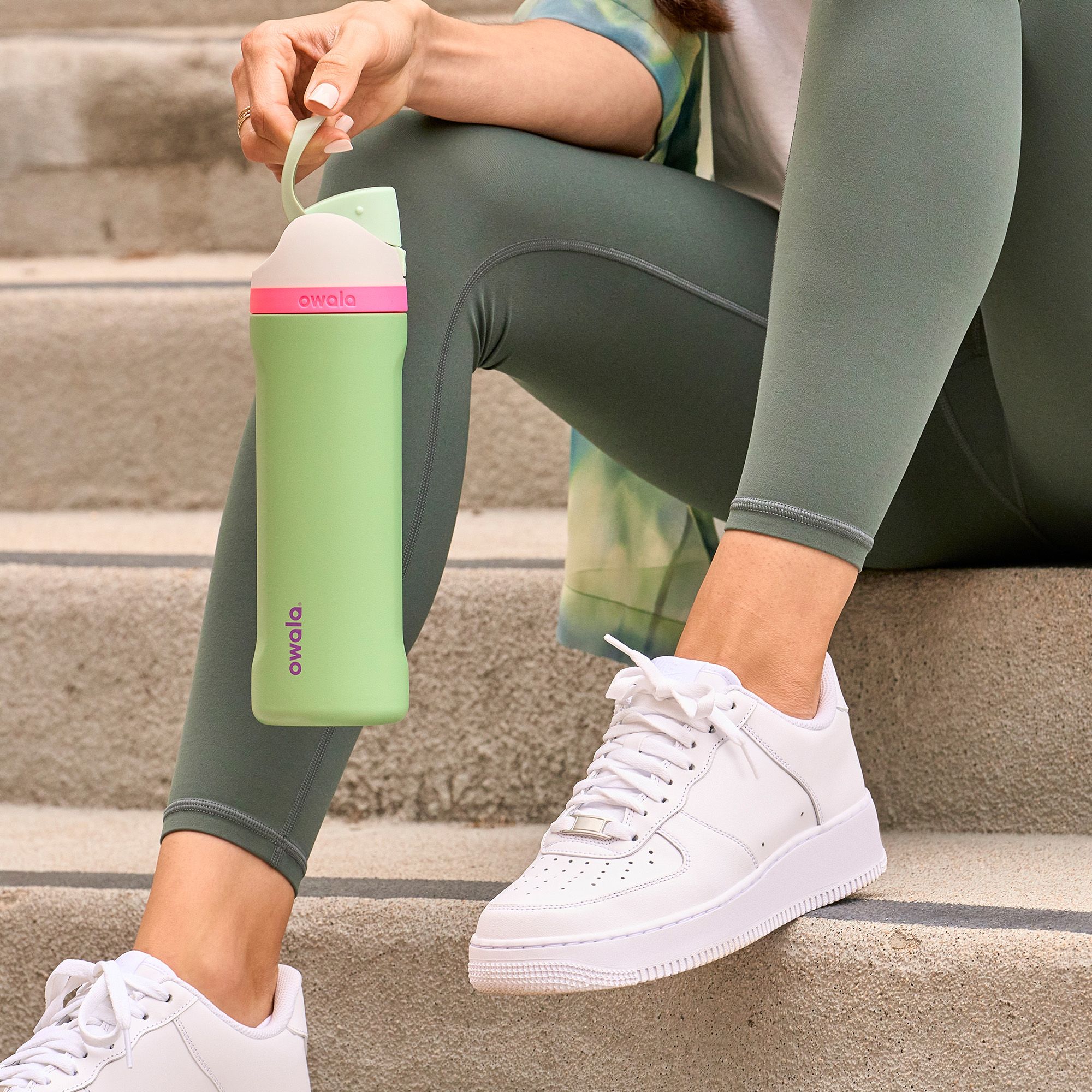 Owala 24 oz. FreeSip Stainless Steel Water Bottle product image