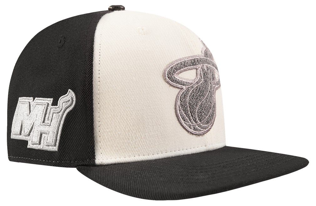 Pro Standard Adult Miami Heat Black Pinch Snapback Adjustable Hat product image