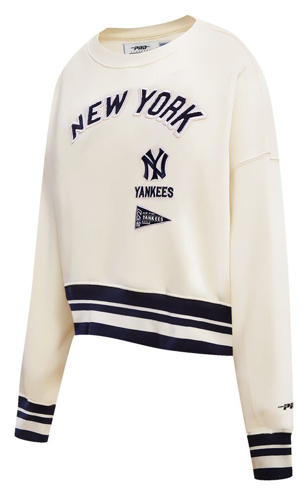 Pro Standard Women's New York Yankees Retro Fleece Crew Neck Sweatshirt product image
