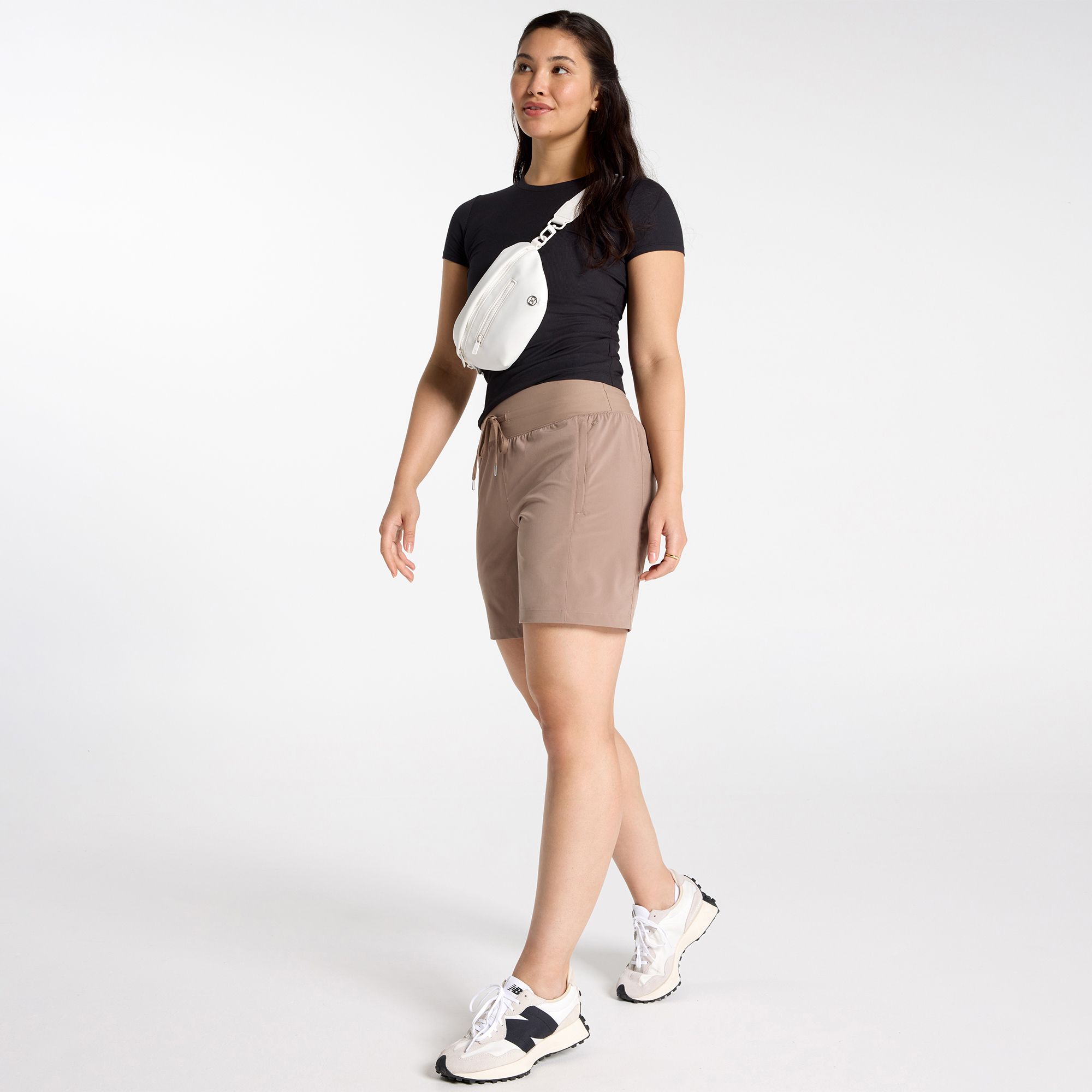 CALIA Women's Effortless TrueLight 7" Short product image