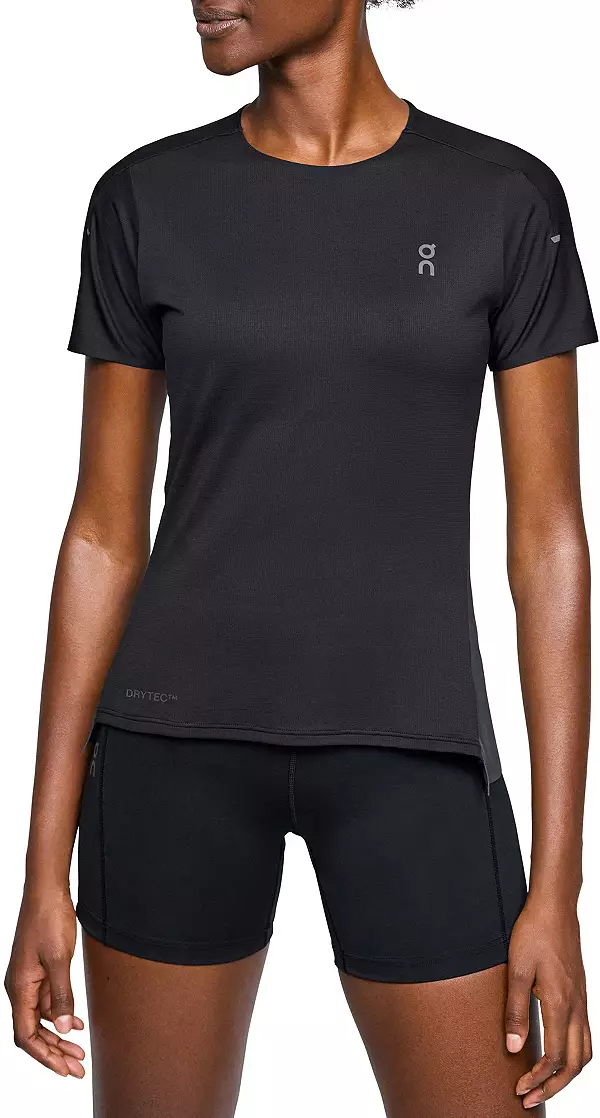 On Women's Performance T-Shirt - Black - M