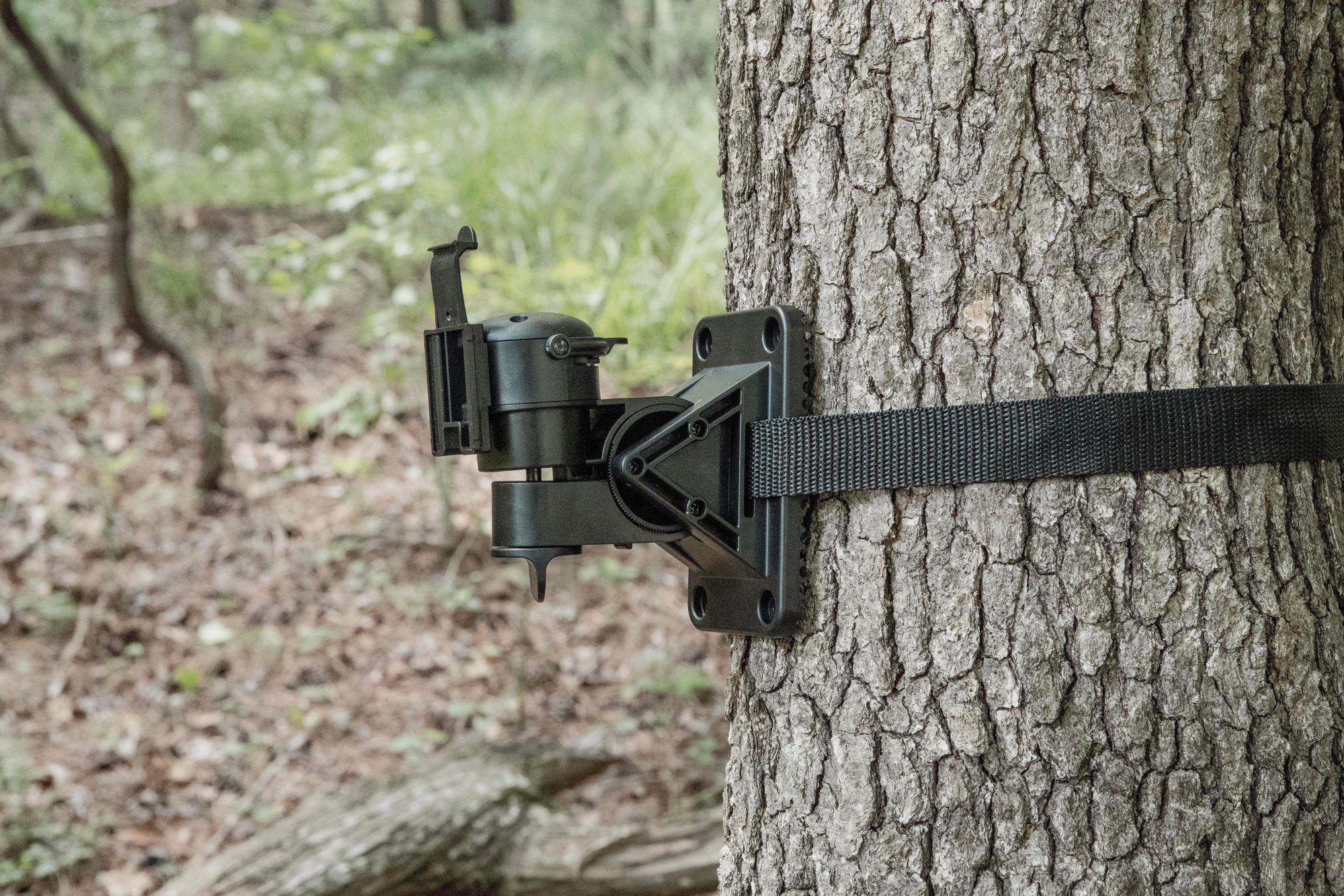 Moultrie Edge Series Flex Camera Mount product image