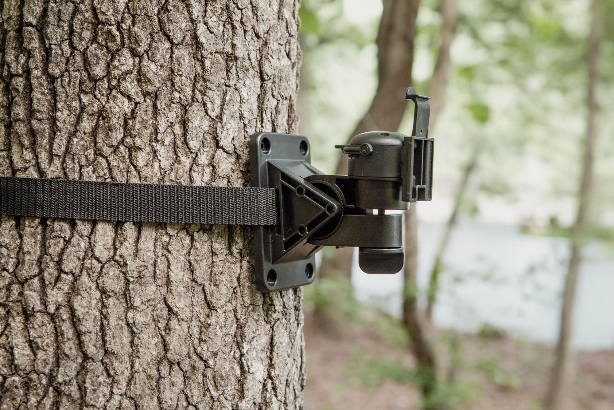 Moultrie Edge Series Flex Camera Mount product image