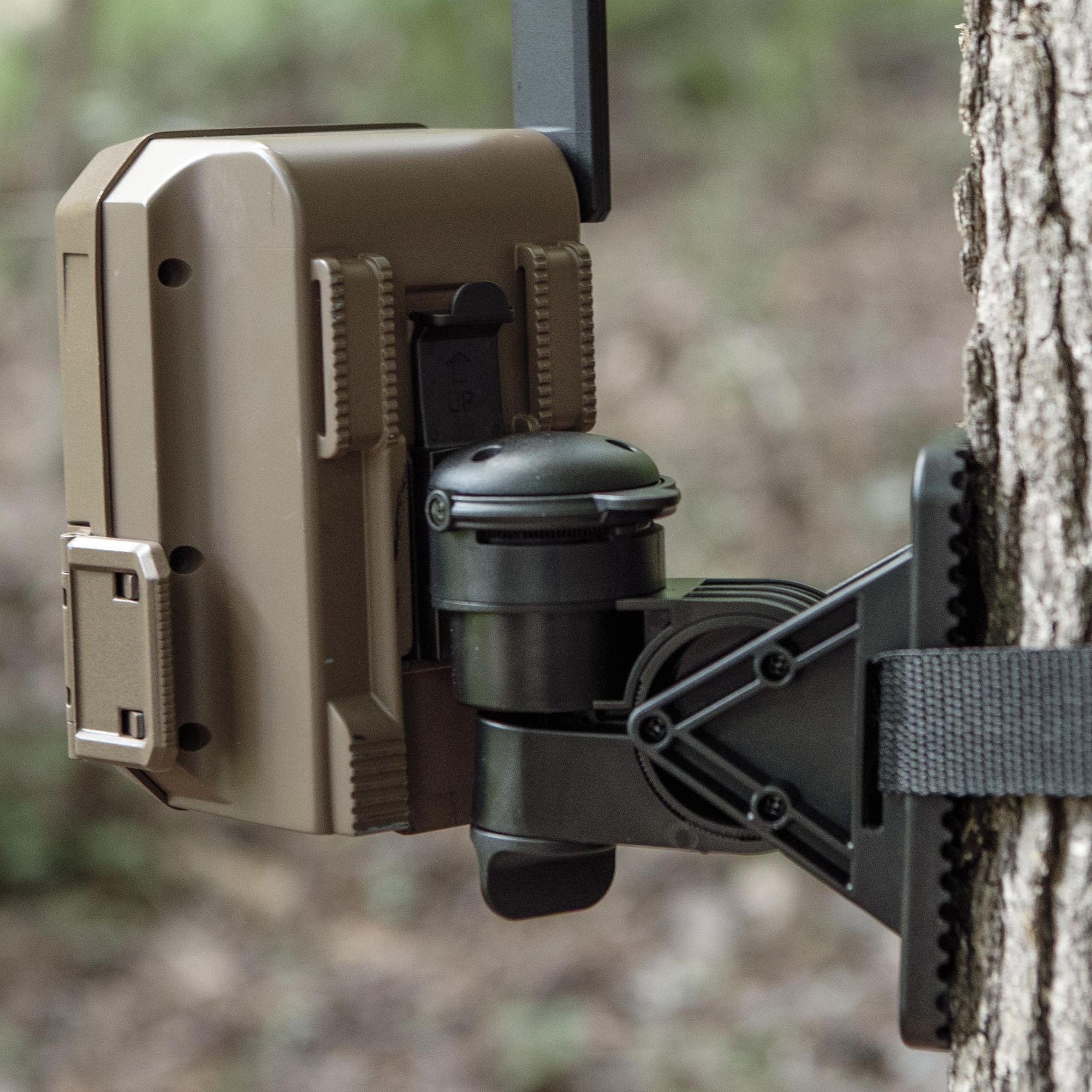 Moultrie Edge Series Flex Camera Mount product image