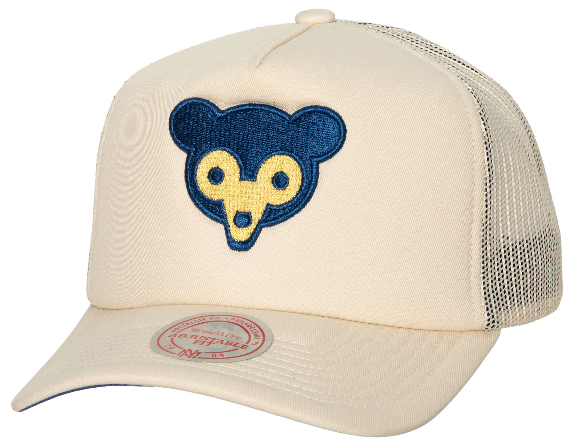 Mitchell and Ness Adult Chicago Cubs White Evergreen Adjustable Trucker Hat product image