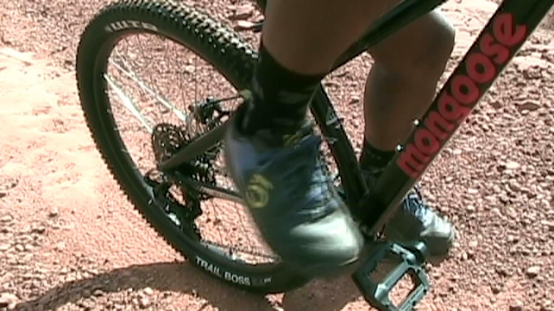 Mongoose Kids' 24” Switchback Sport Mountain Bike product