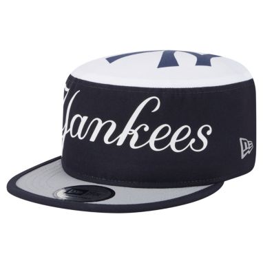 sorry, New Era Adult New York Yankees Navy Retro Painter Adjustable Hat is currently out of stock