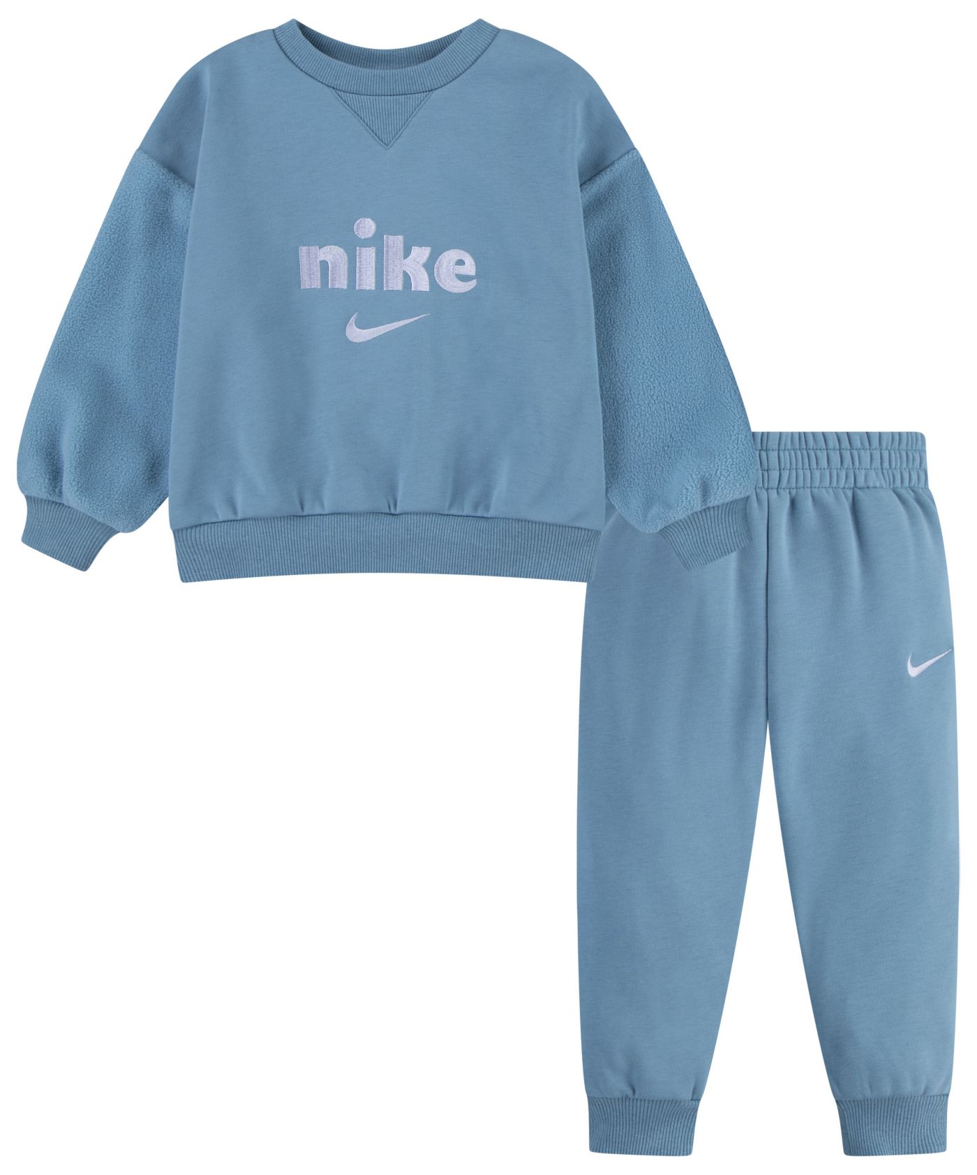 Cozy nike set 2025