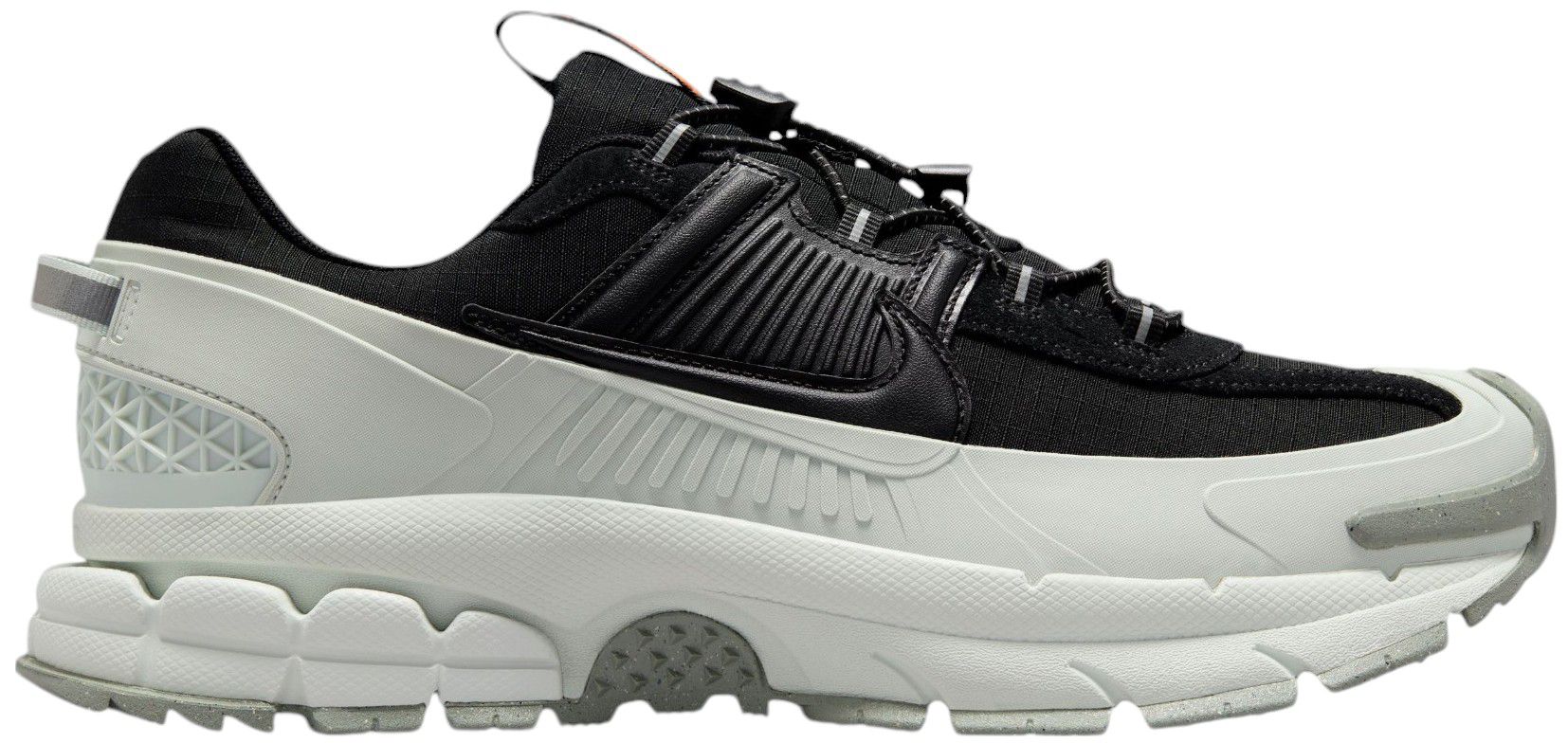 Nike Men's Zoom Vomero Roam Shoes product image
