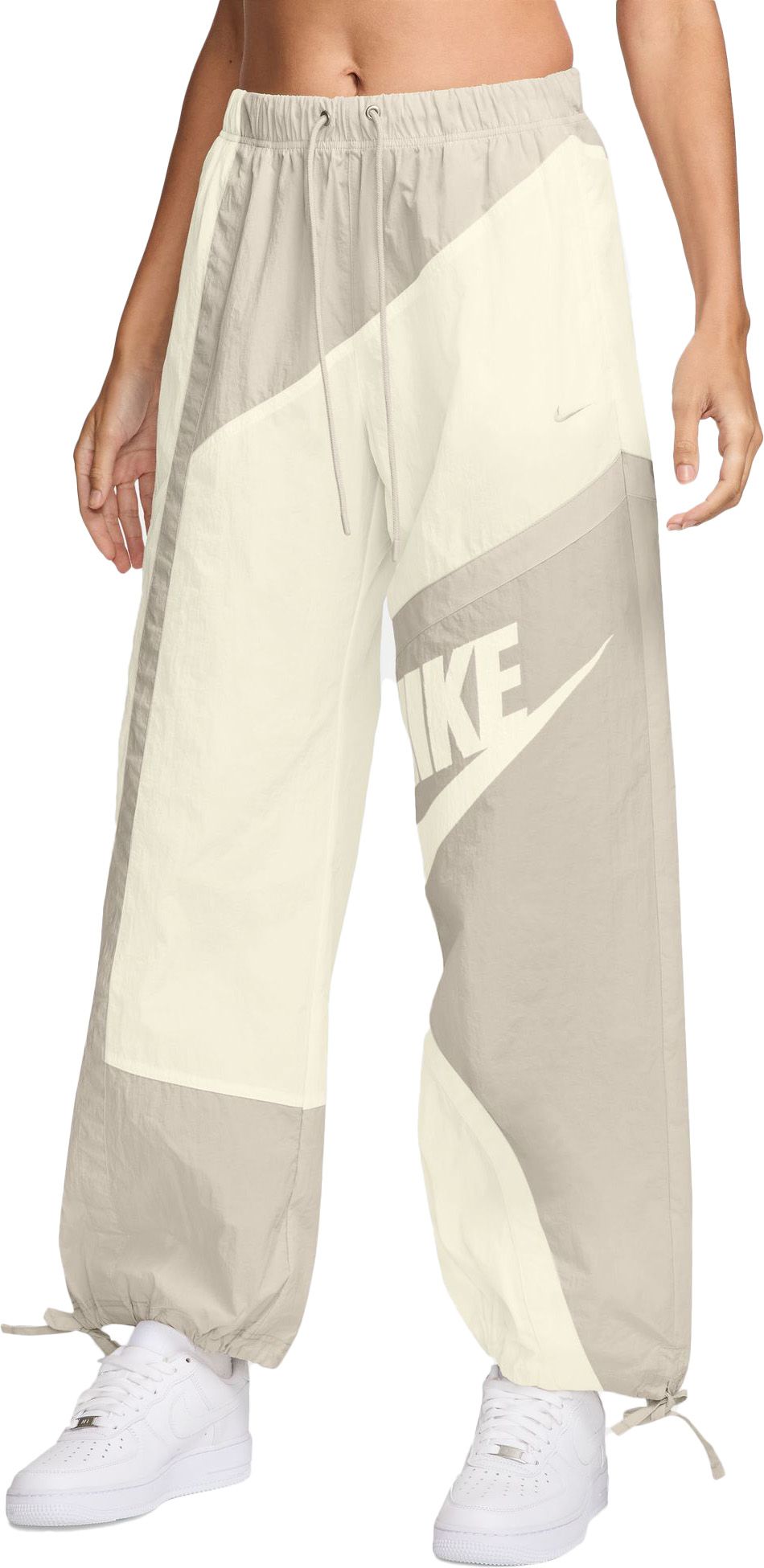 Nike Women's Sportswear Street Woven Open-Hem Pants product image
