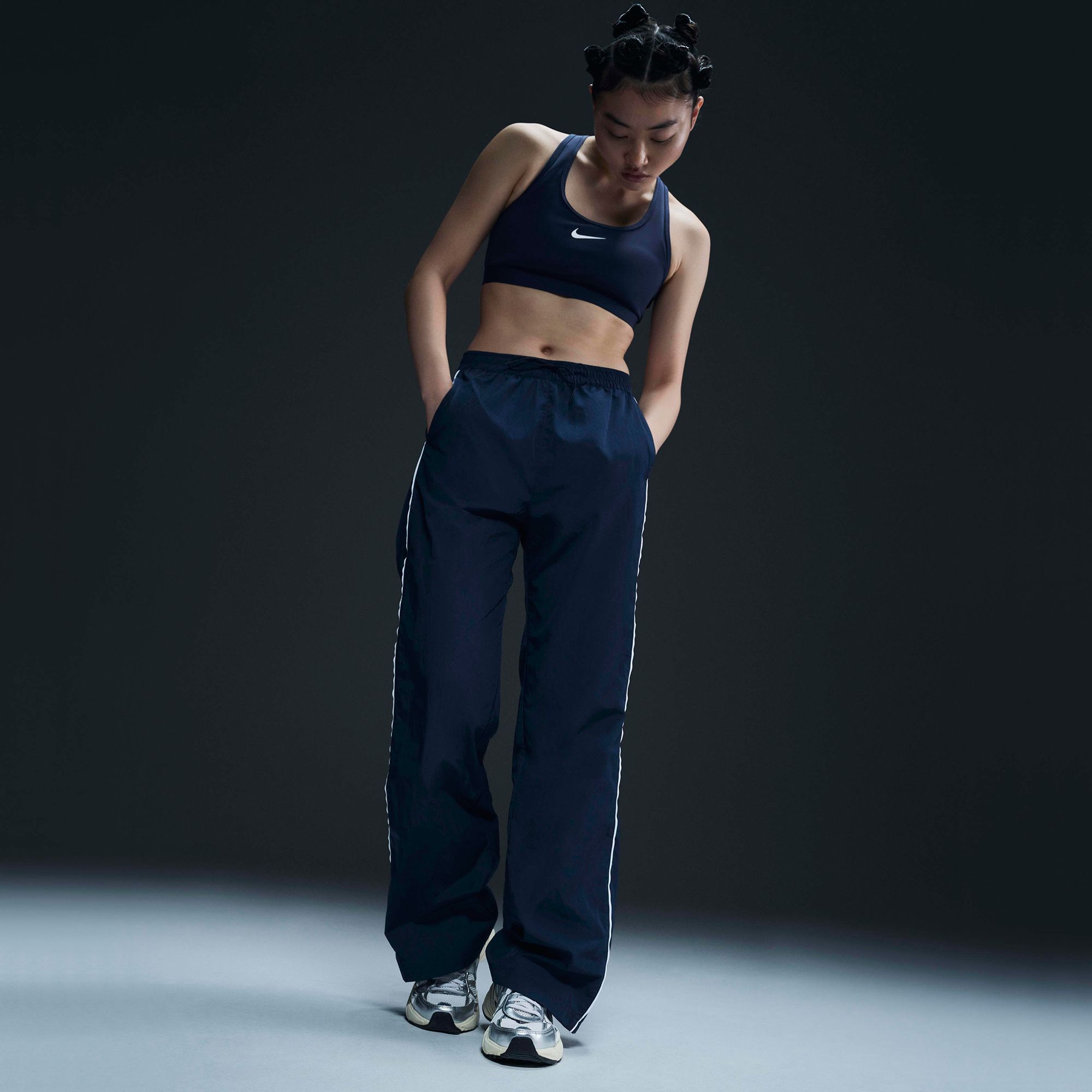 Nike Women's Windrunner High-Waisted Woven Open-Hem Pants product image