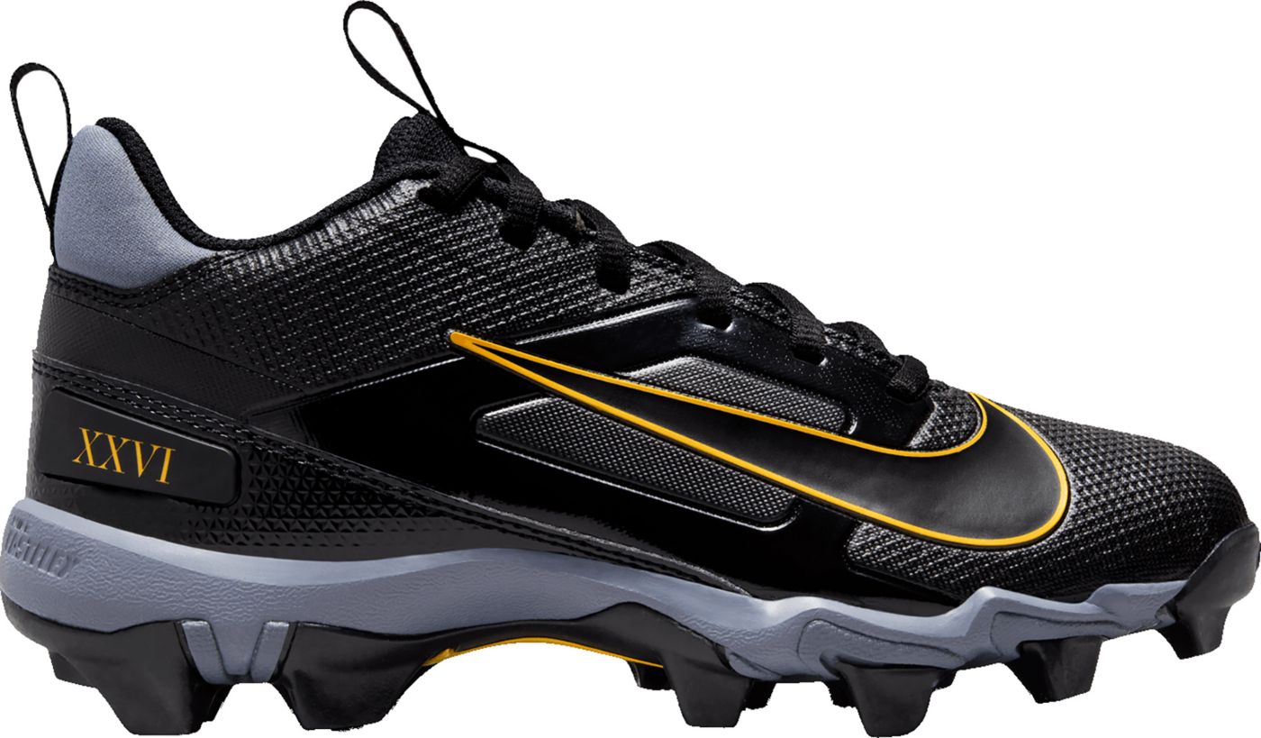 Nike popular Alpha Football Cleats