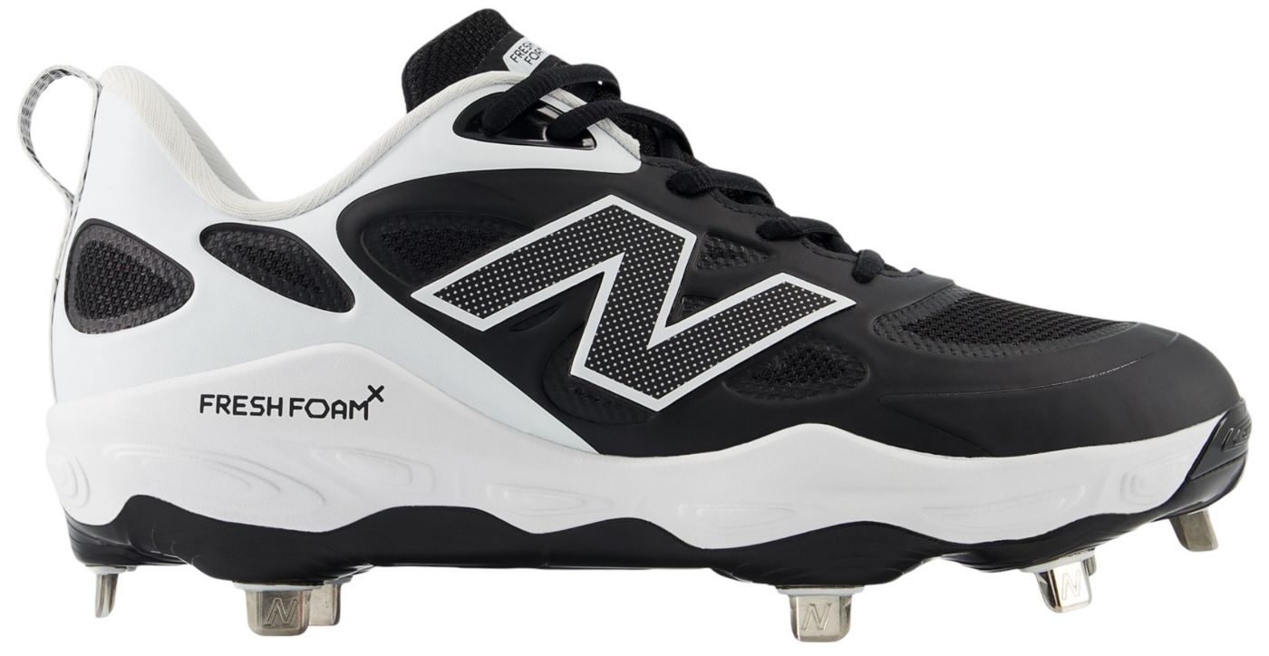 Black new balance softball cleats deals