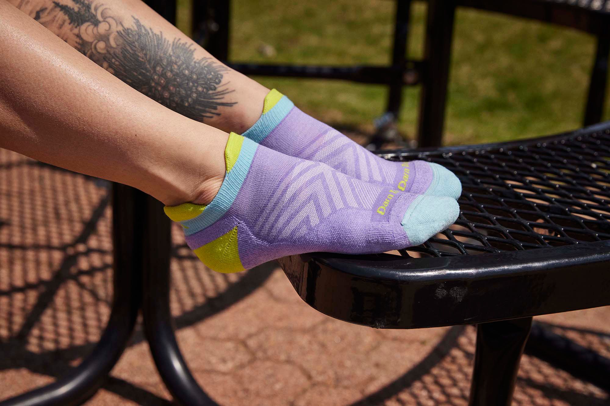 Darn Tough Women's Run No Show Tab Ultra-Lightweight Running Socks product image