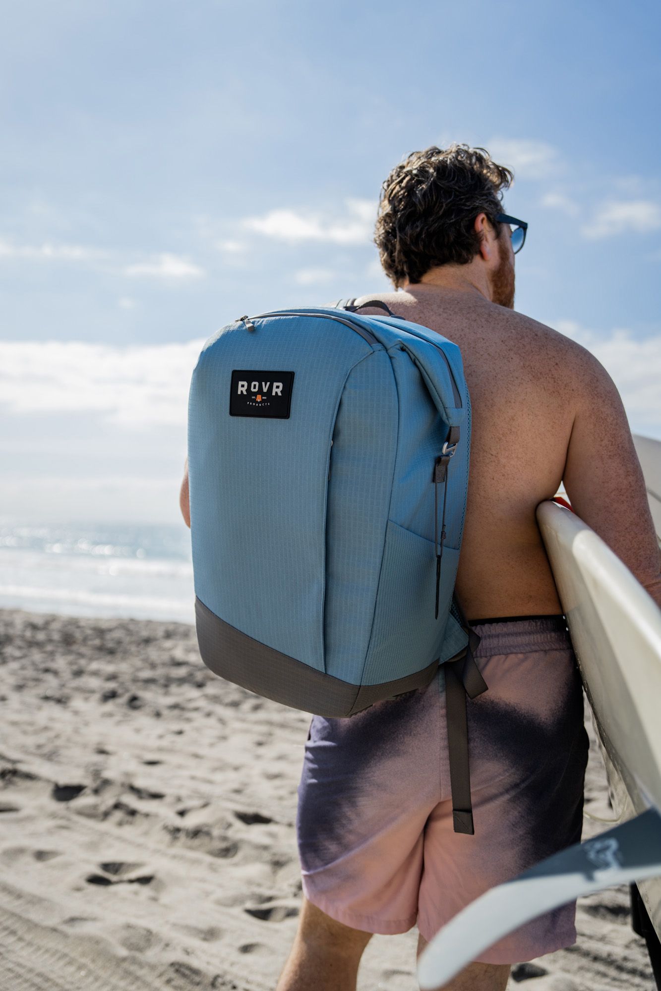 RovR TravelR 24 Can Backpack Cooler product image