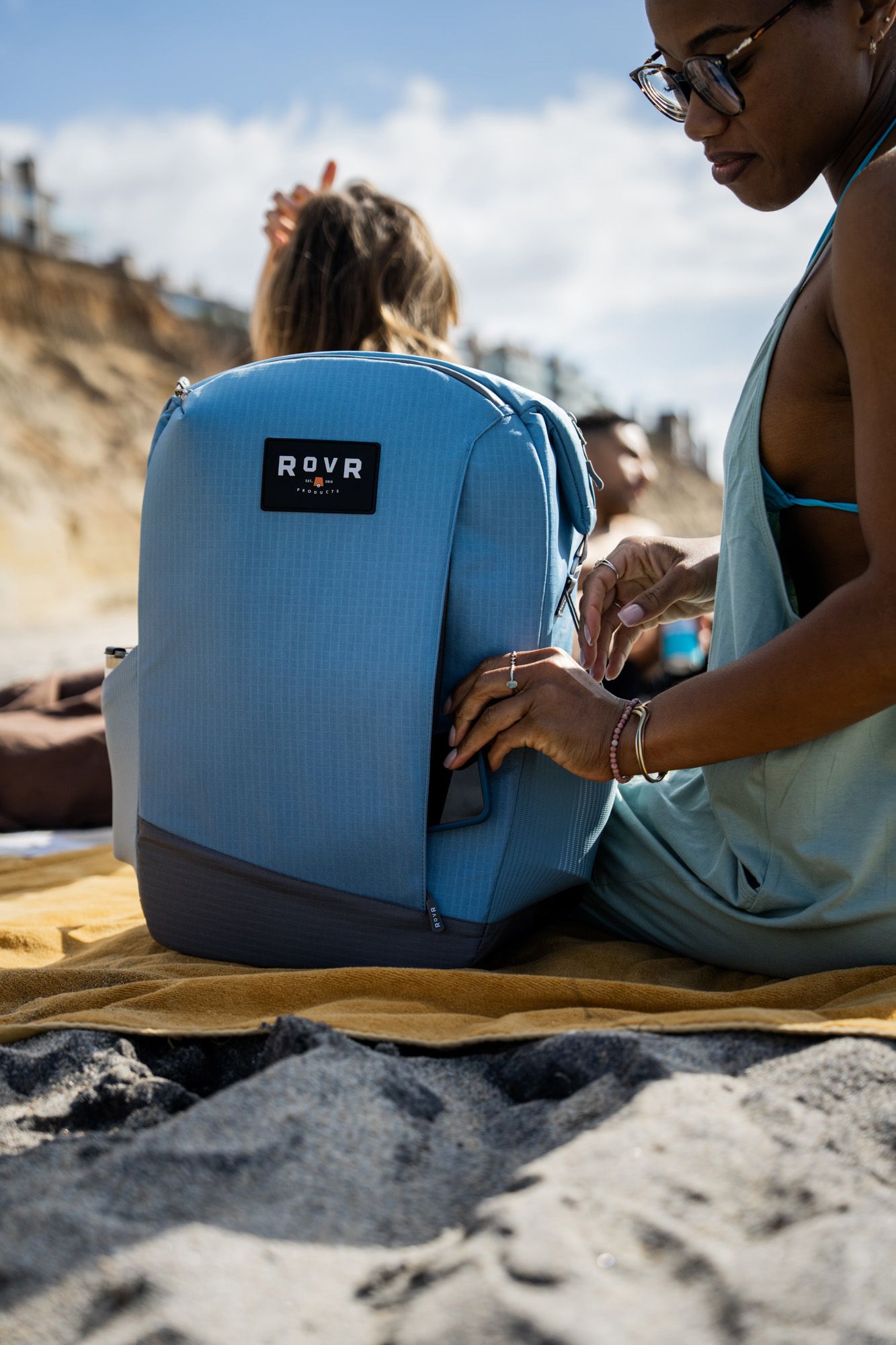 RovR TravelR 24 Can Backpack Cooler product image