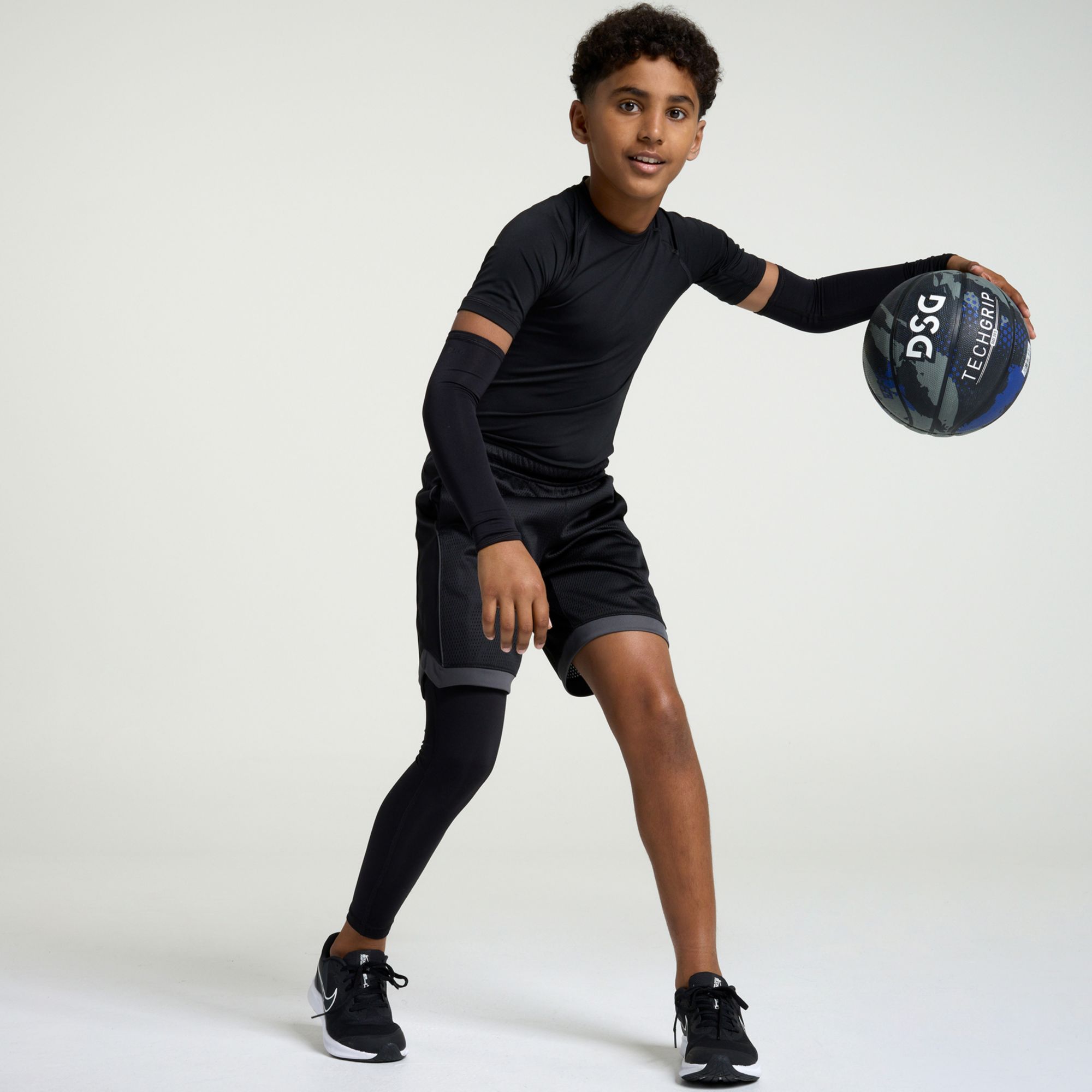 DSG Boys' Right Leg Compression Tight product image