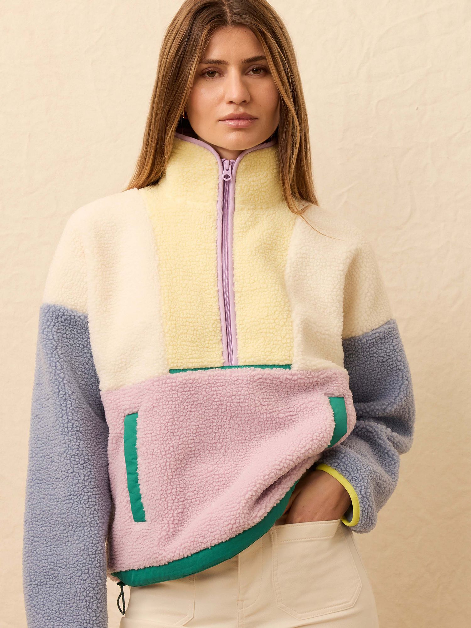 Faherty Women's Fireside Fleece Pullover product image